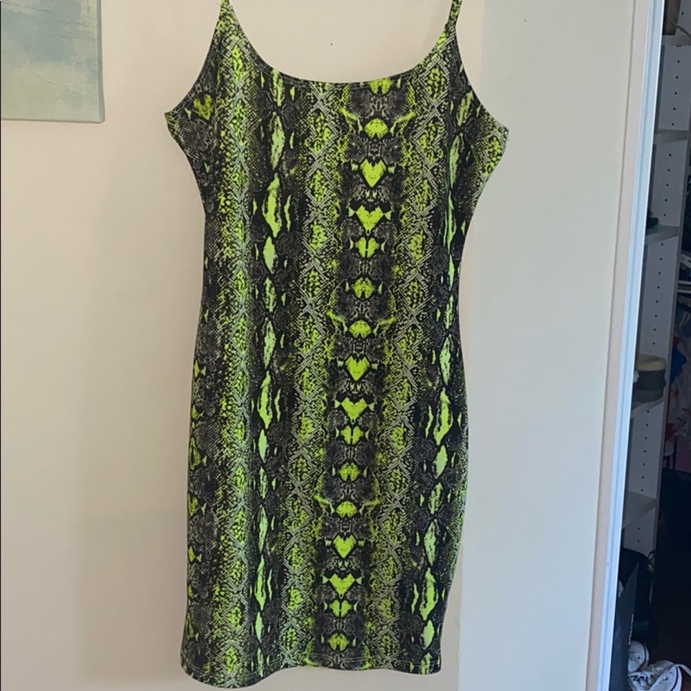 Snakeskin bodycon dress!